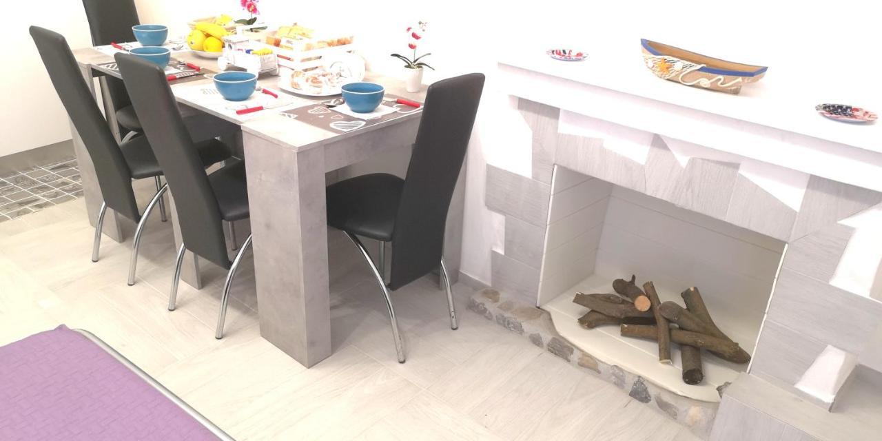 A Casa Di Fede Apartment Dolceacqua Luaran gambar