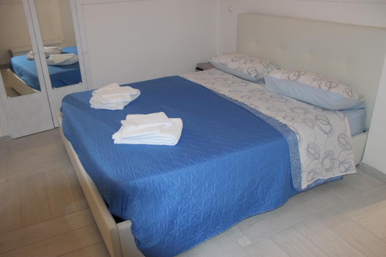 A Casa Di Fede Apartment Dolceacqua Luaran gambar